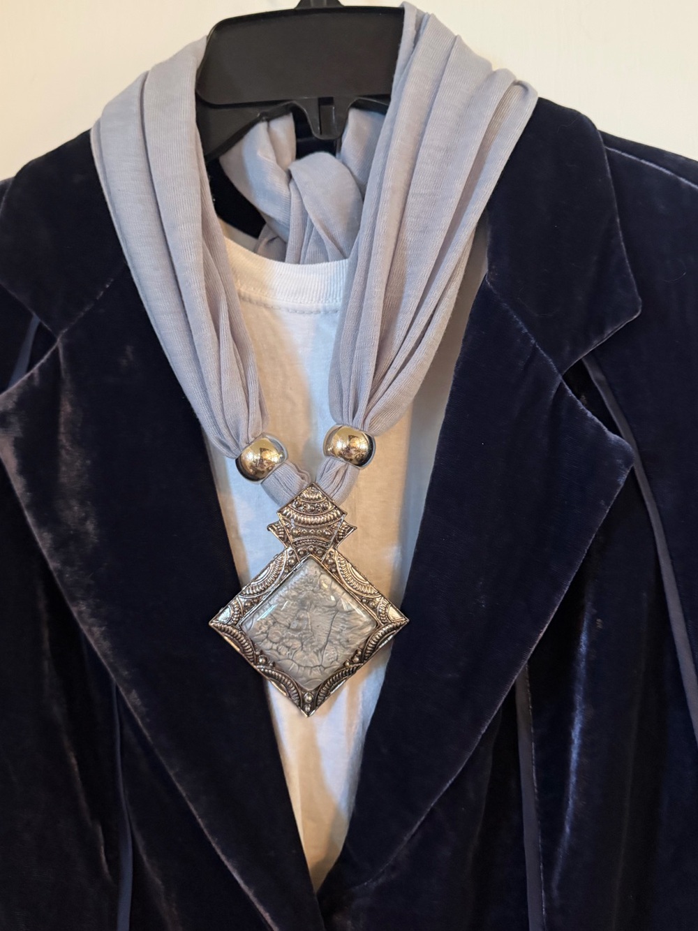 Hand Crafted Grey Boho Scarf/Belt/Wrap w/Beads Fringe Stone Like Pendant OS - Picture 2 of 7